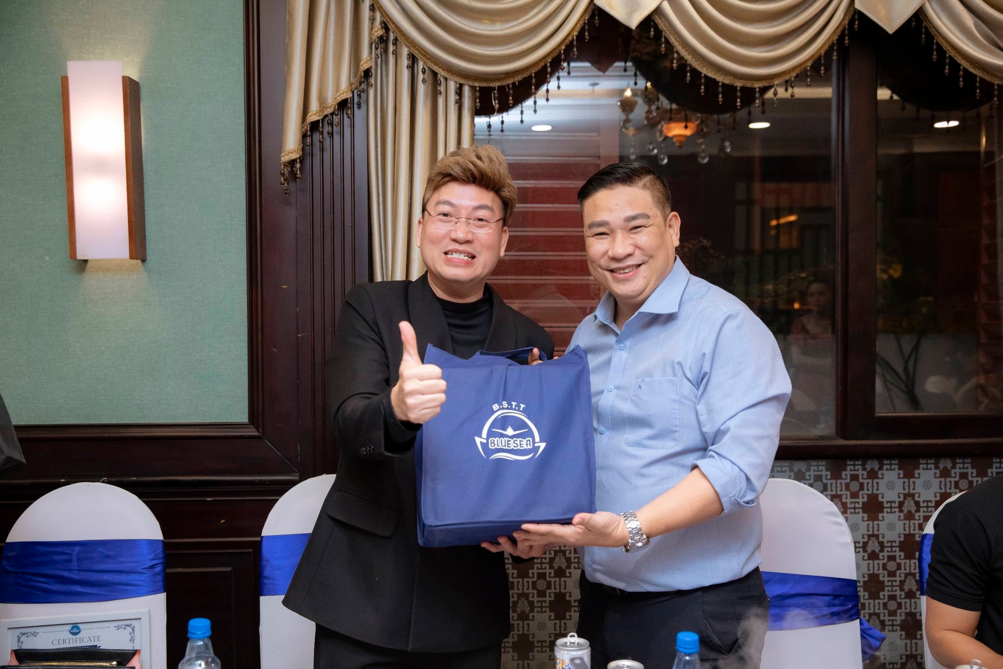 Tập thể đoàn kết