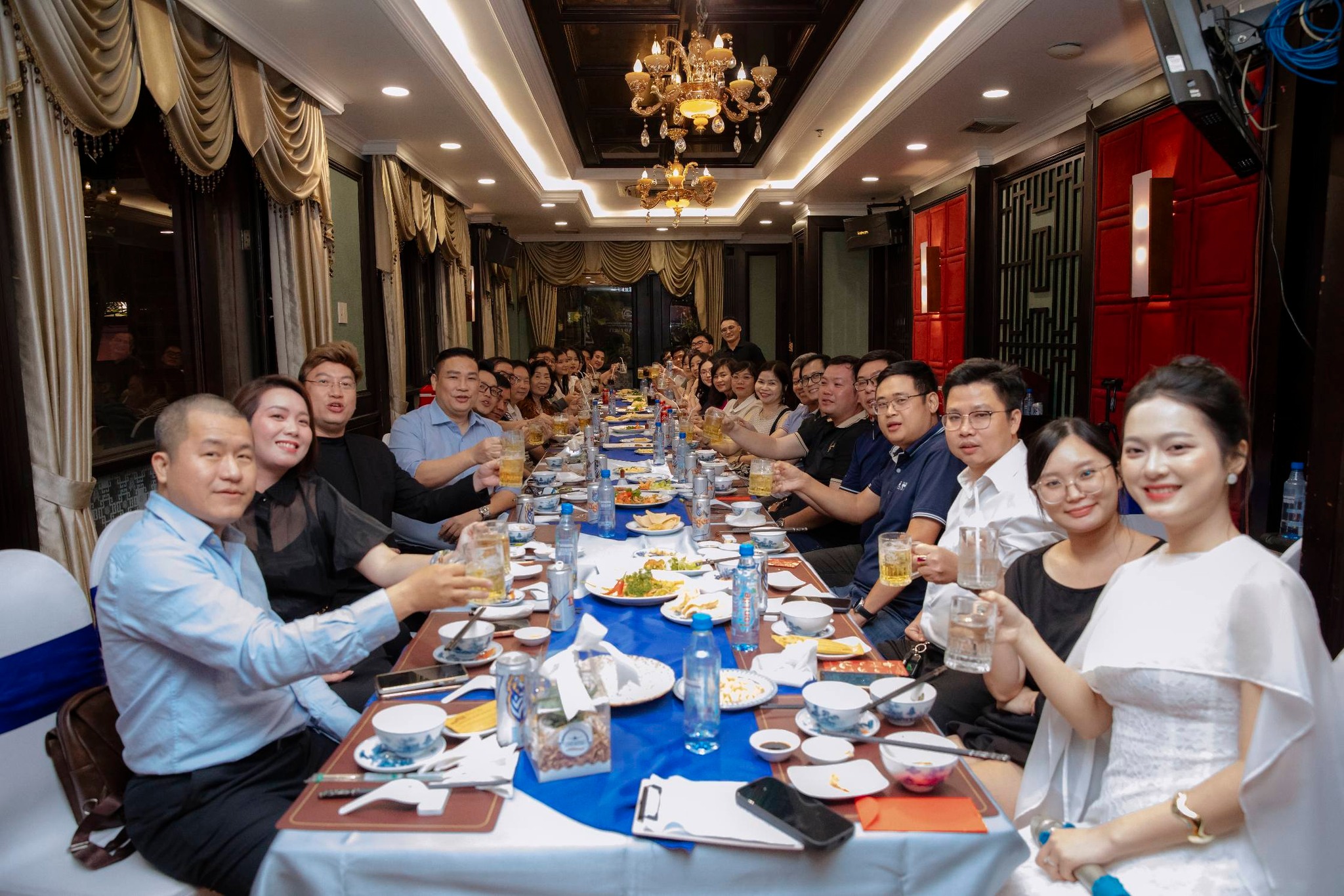 Giao lưu văn nghệ